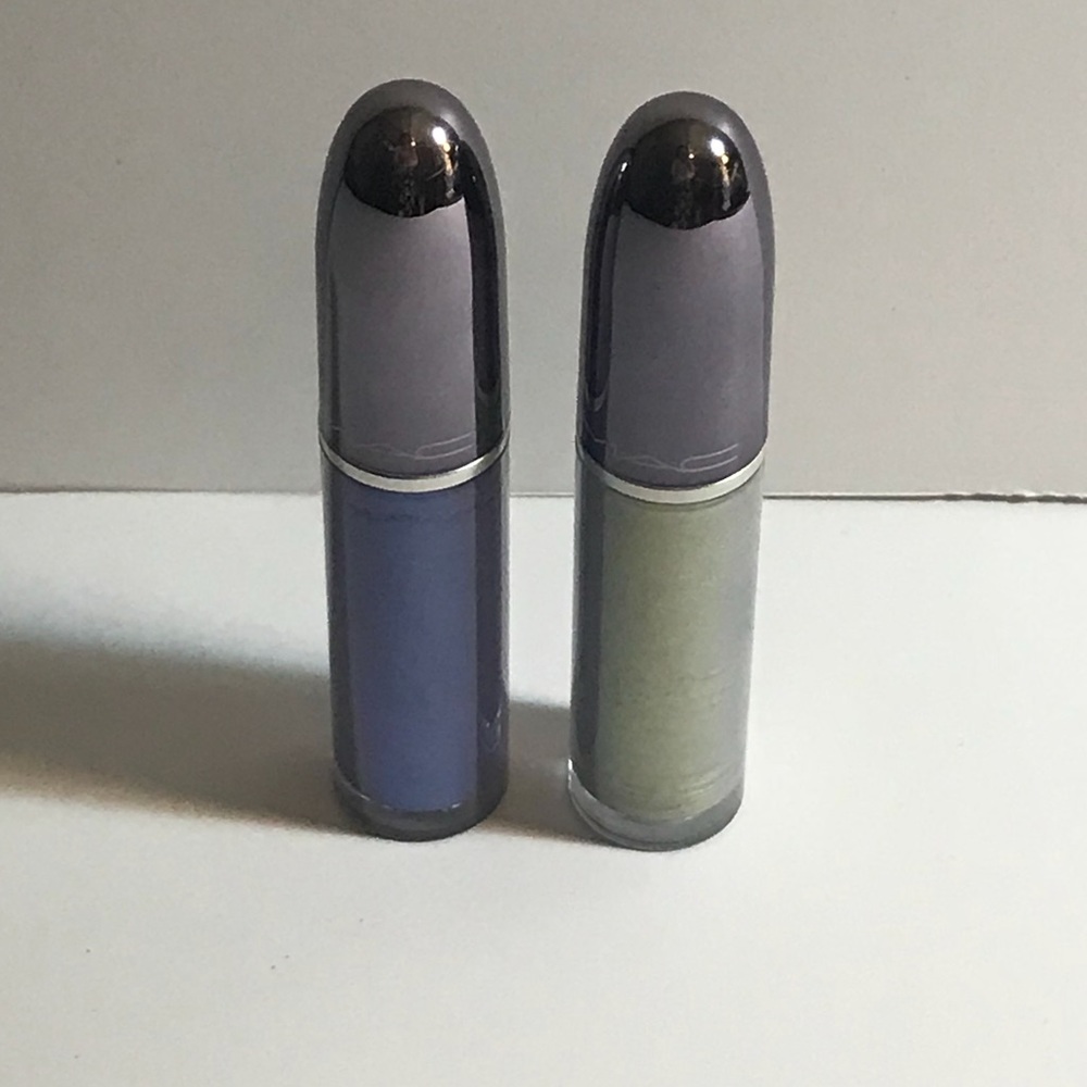 2 BRAND NEW MAC Grand Illusion Lip color